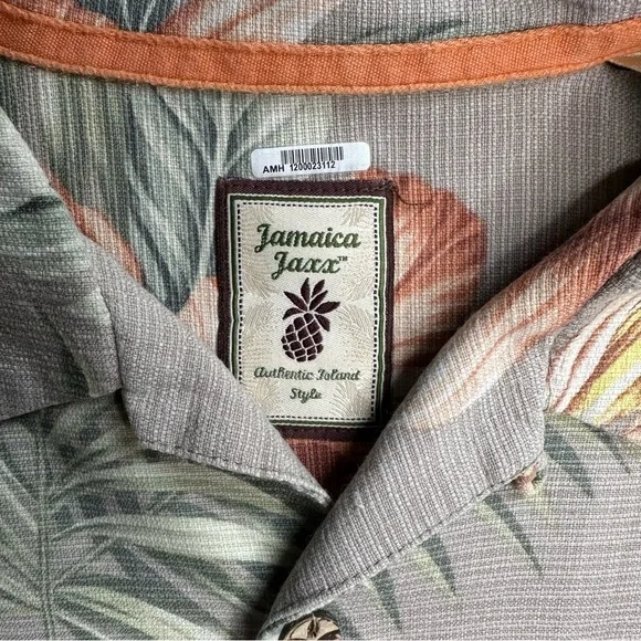 Jamaica Jaxx Men’s Short-Sleeve Silk Hawaiian Shirt – Size Medium - Picture 5 of 8